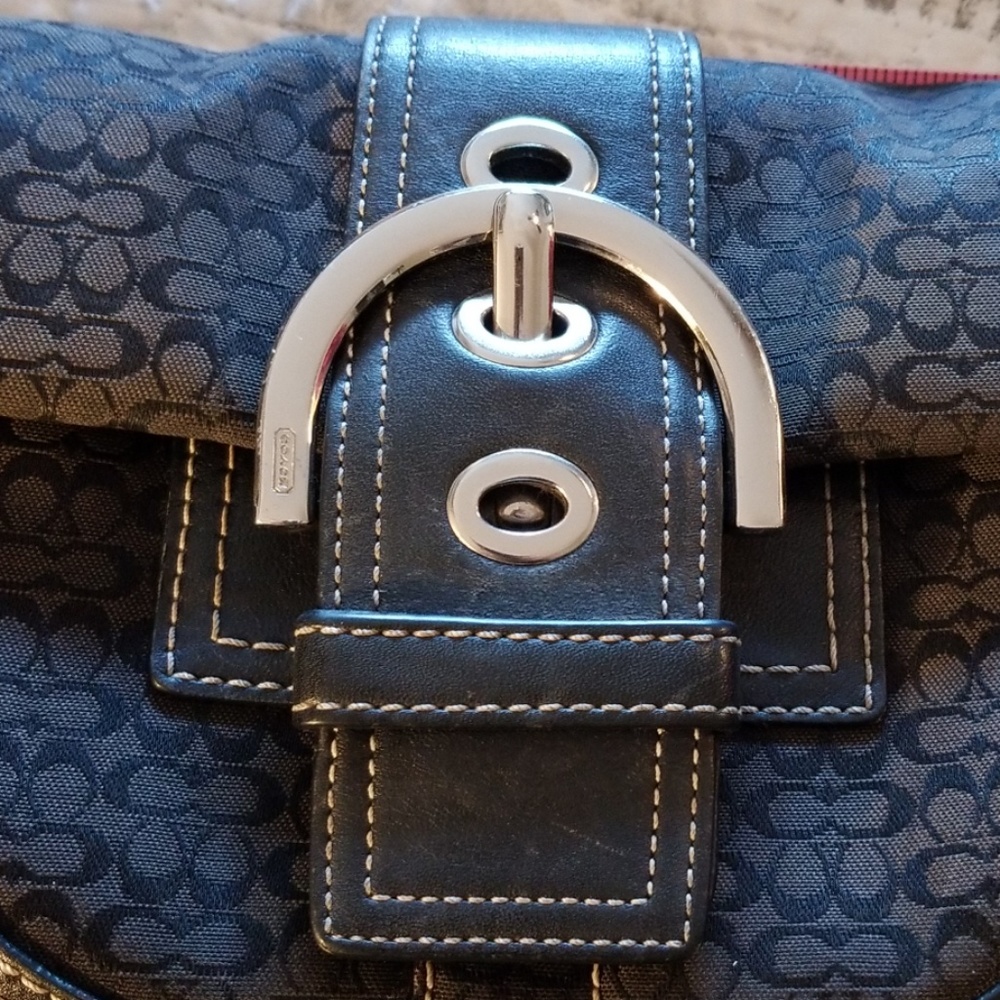 Coach purse - Picture 5 of 6